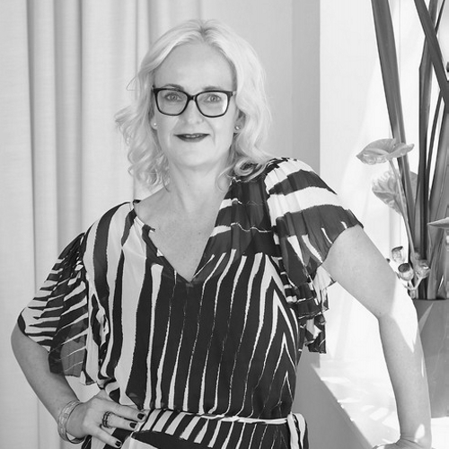 jodie-artis jodie-artis